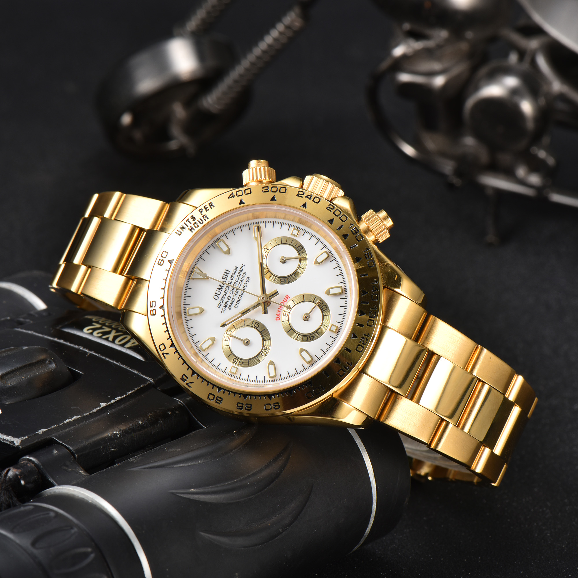 39mm VK63 watch Gold Stainless - Stainless Bracelet Diver บทวิจารณ์และราคา
