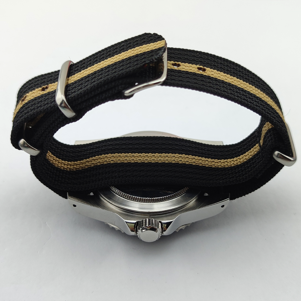 Vintage Diver Automatic Watch  - Tropic Strap Vintage บทวิจารณ์และราคา