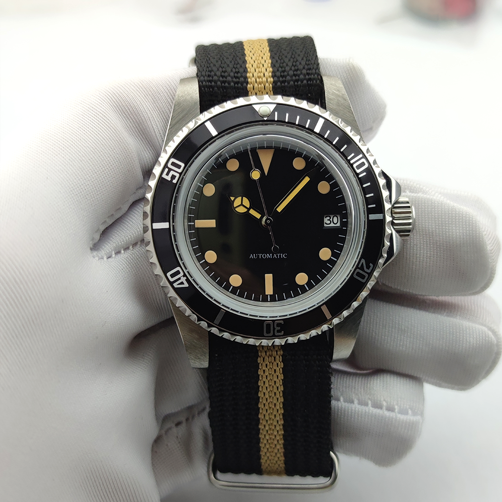 Vintage Diver Automatic Watch  - Tropic Strap Vintage บทวิจารณ์และราคา