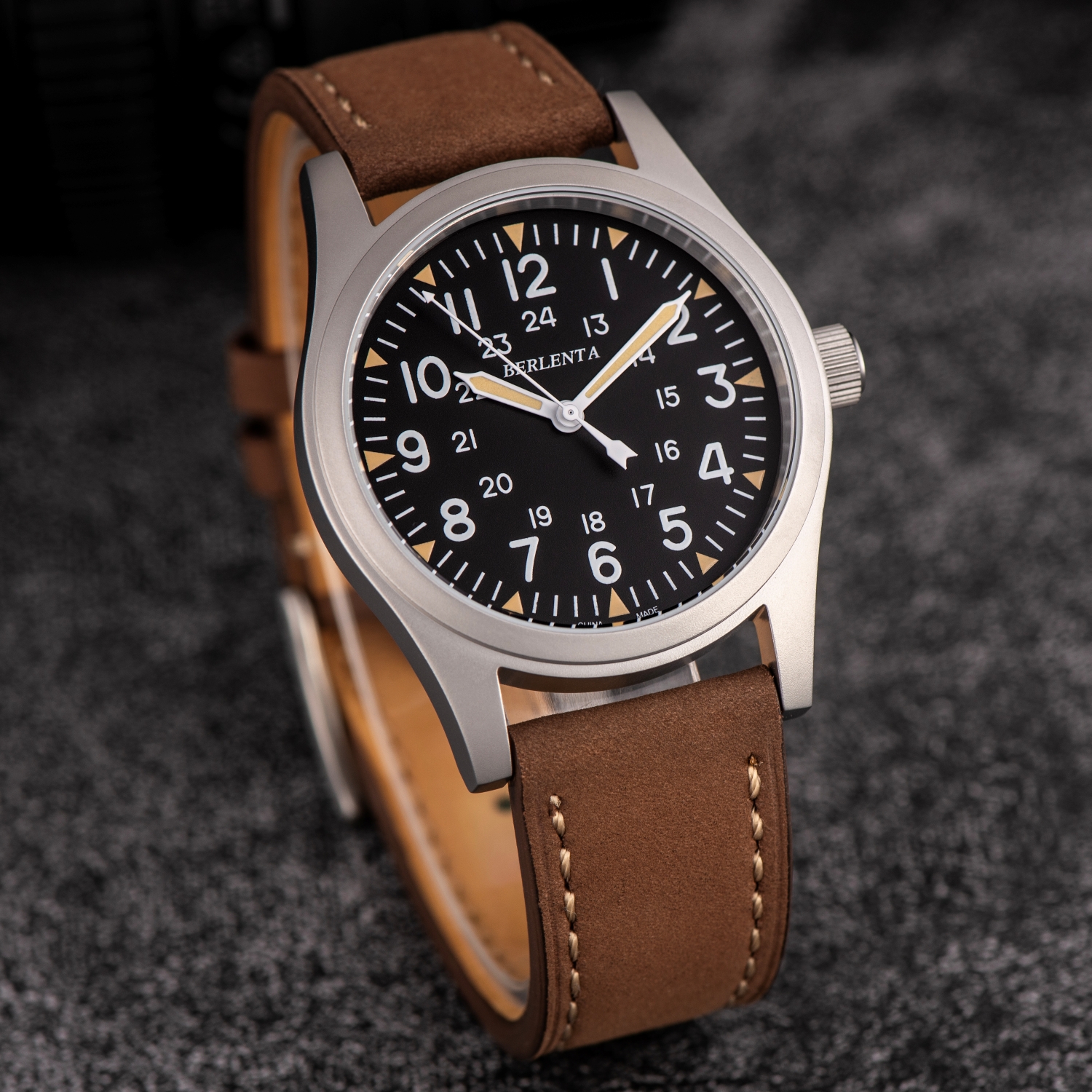 Berlenta vintage Matte Leather - Tropic Strap Vintage บทวิจารณ์และราคา