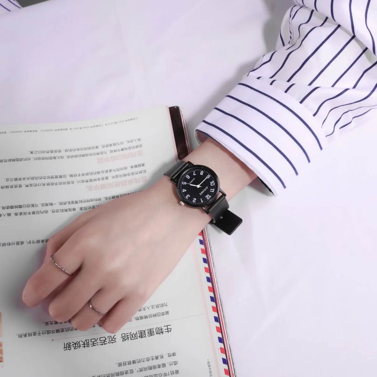Simple Black Watch Quartz Watc - Silicone Band Women บทวิจารณ์และราคา